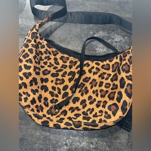 Baggy Leopard Print medium crescent